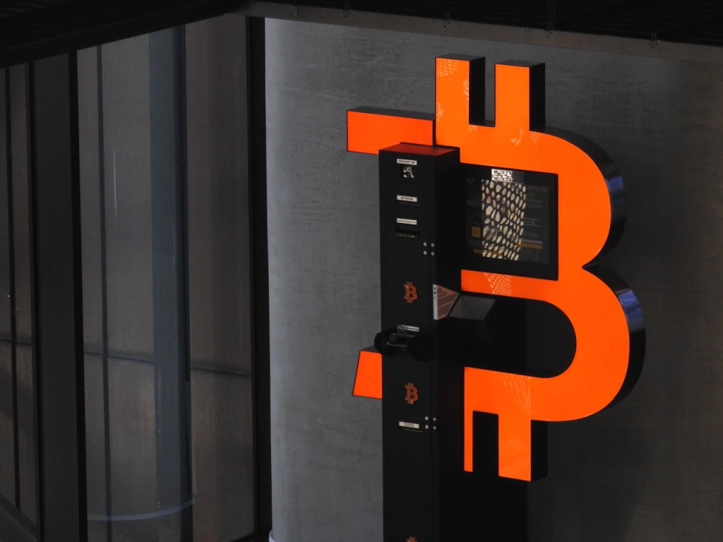 Bitomat Caixa Eletronico de Bitcoin BTC 2